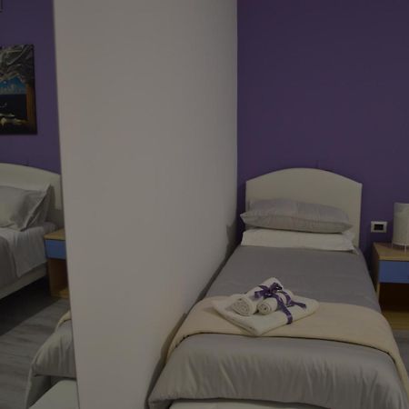B&B L'Incanto Degli Artisti 卡尔塔吉罗 外观 照片